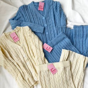 Cambridge Knit Set
